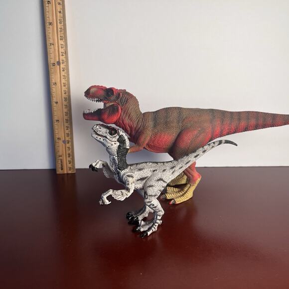 T-Rex & Velociraptor Dinosaur Lot Jurassic Style Moving Mouth Joints Realistic - Picture 15 of 16
